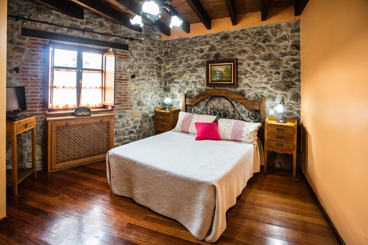 La Vega De Pendueles Guest House Exterior photo